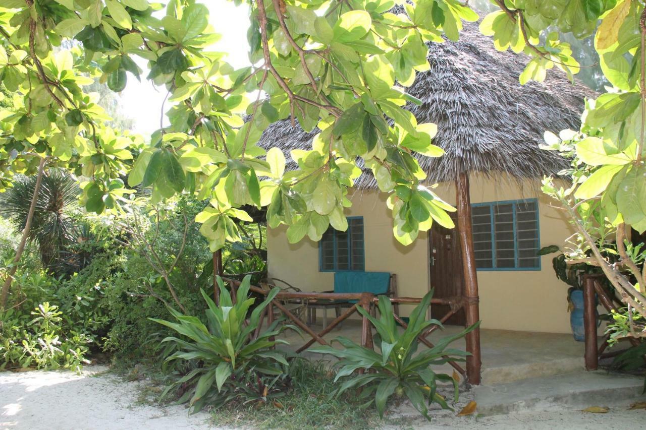 Garden Beach Bungalows 잠비아니 외부 사진